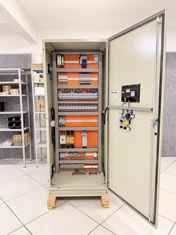Painel pronto na HSN Automation