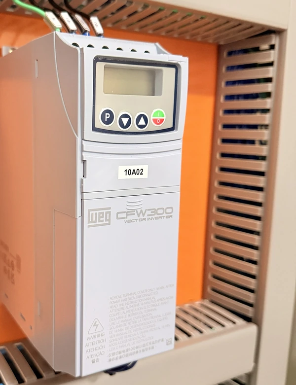 Inversor CFW300